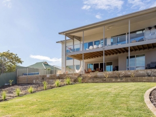 Custom Home, New Home, Family Home, Design, Builders, Two Storey, Port Noarlunga, Fleurieu, Glass Balustrades